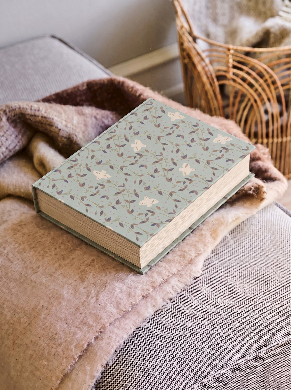 Book storage box