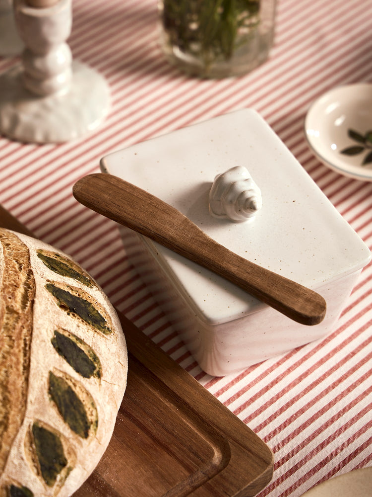 Butter knife