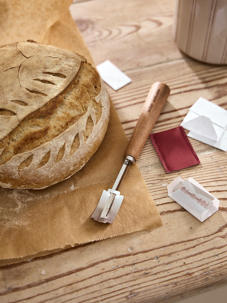 Bread lame