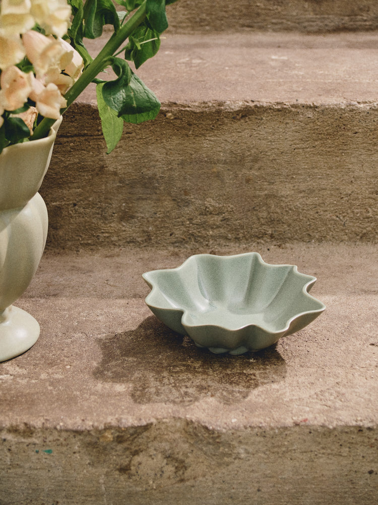 Decorative bowl