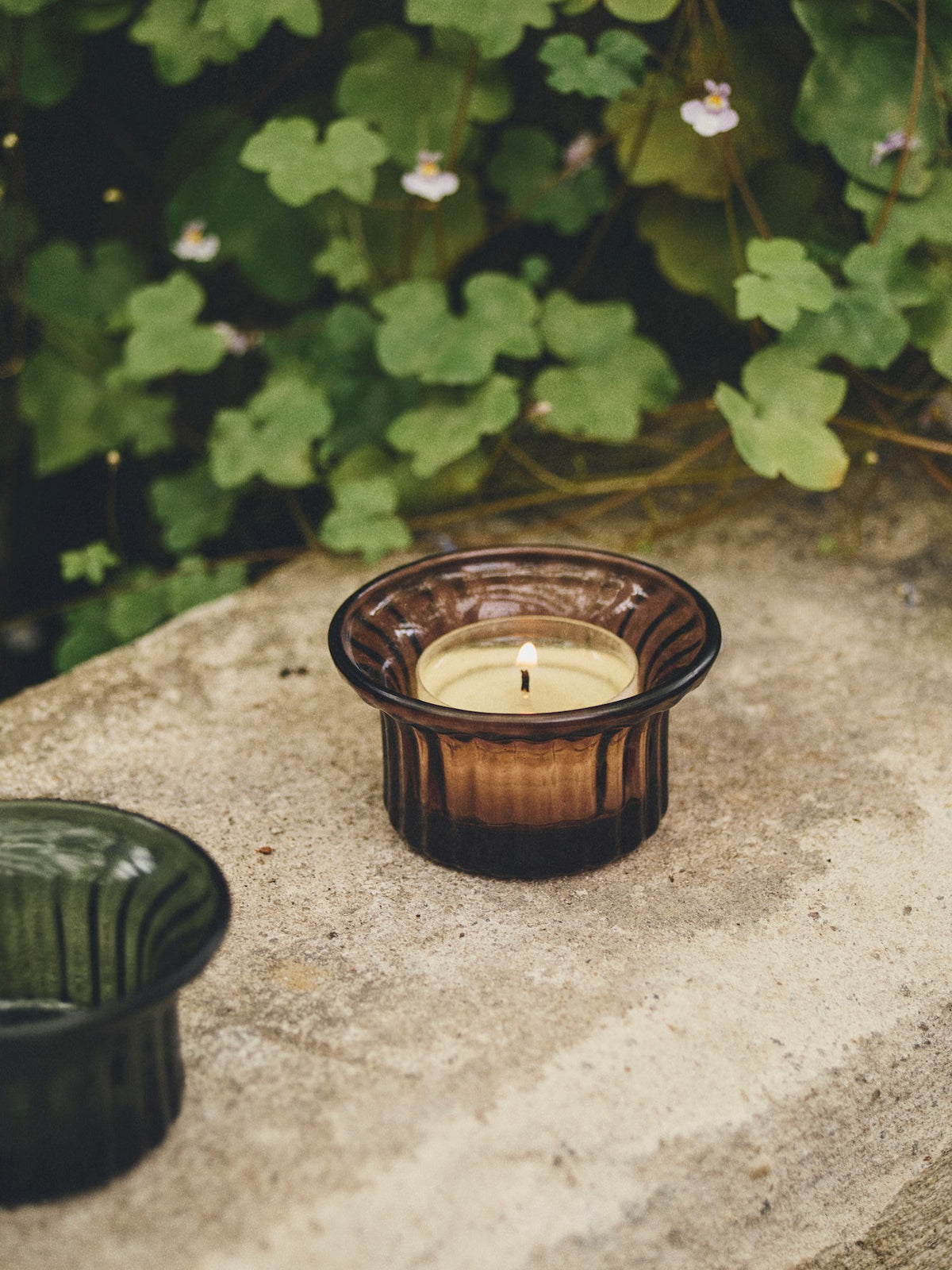 Tealight holder