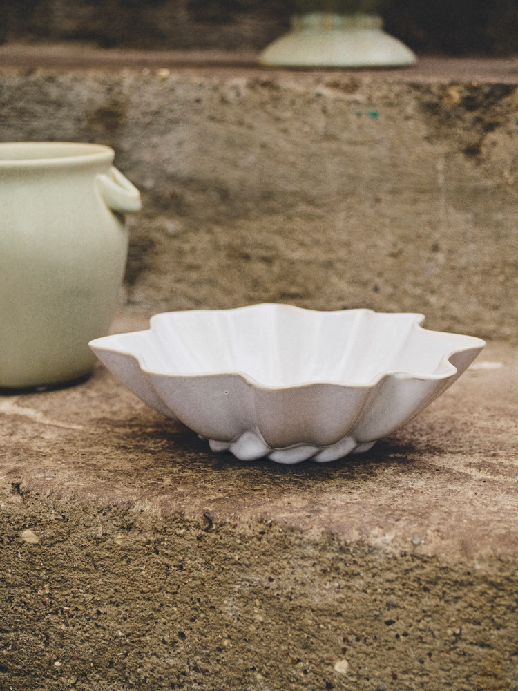 Decorative bowl