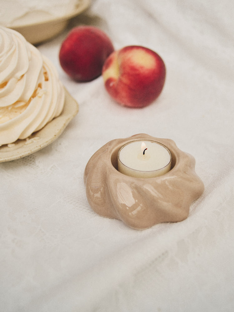 Tealight holder