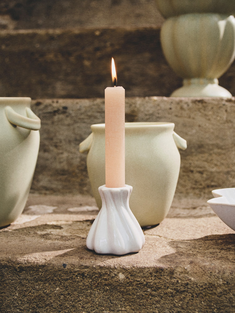 Candle holder