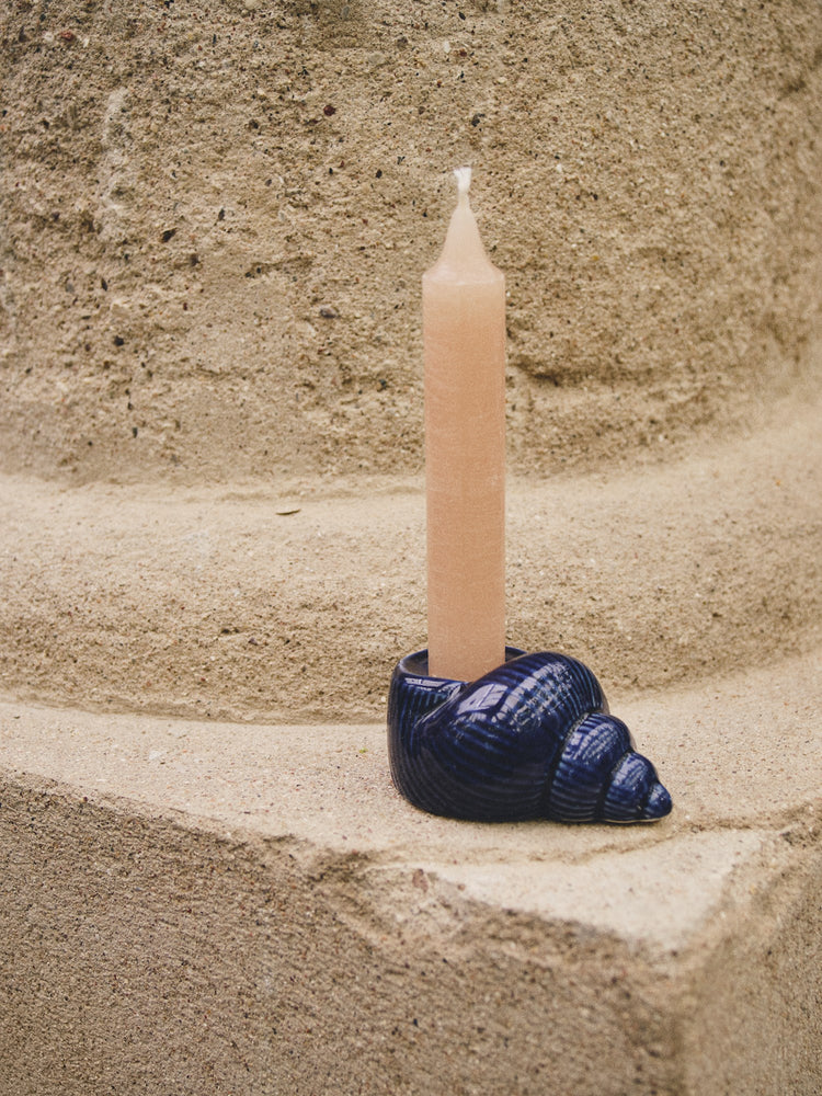 Candle holder