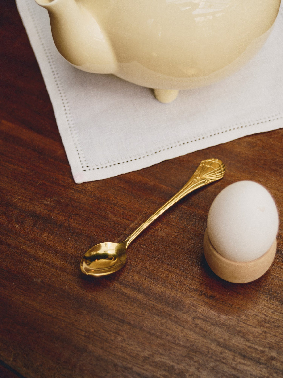 Serving spoon