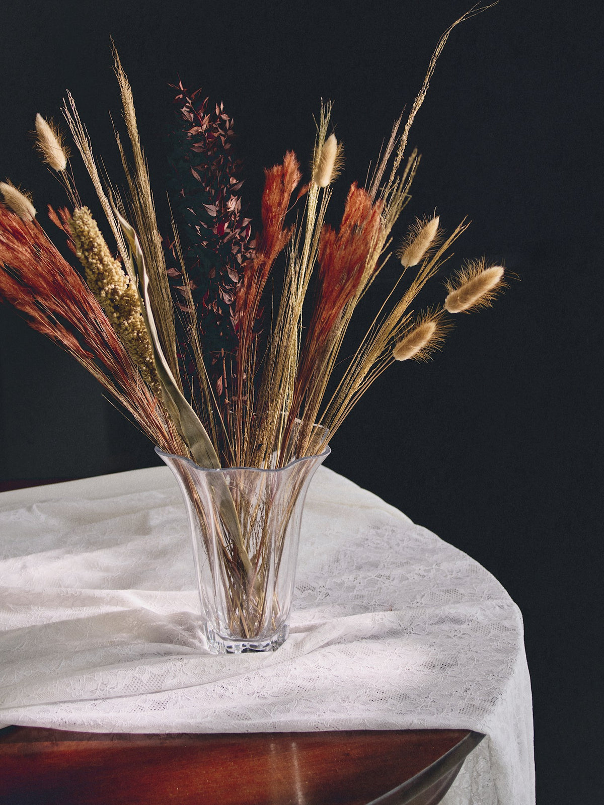 Dried flower bouquet