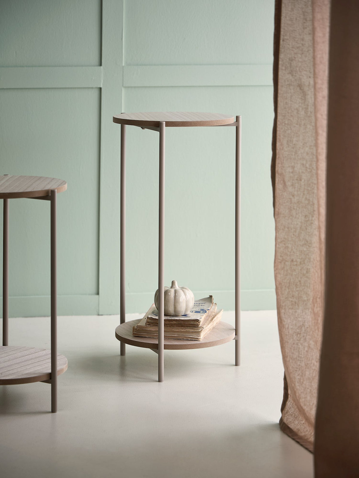 Plant stand