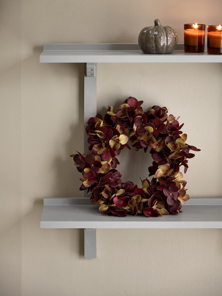 Artificial hydrangea wreath