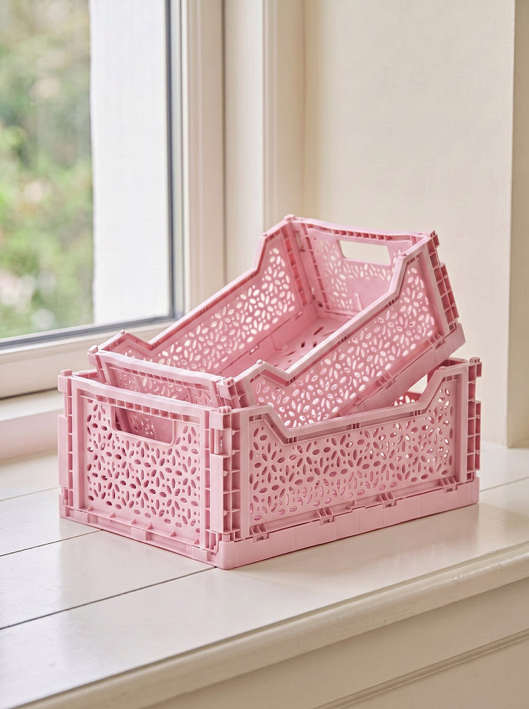 Foldable box medium