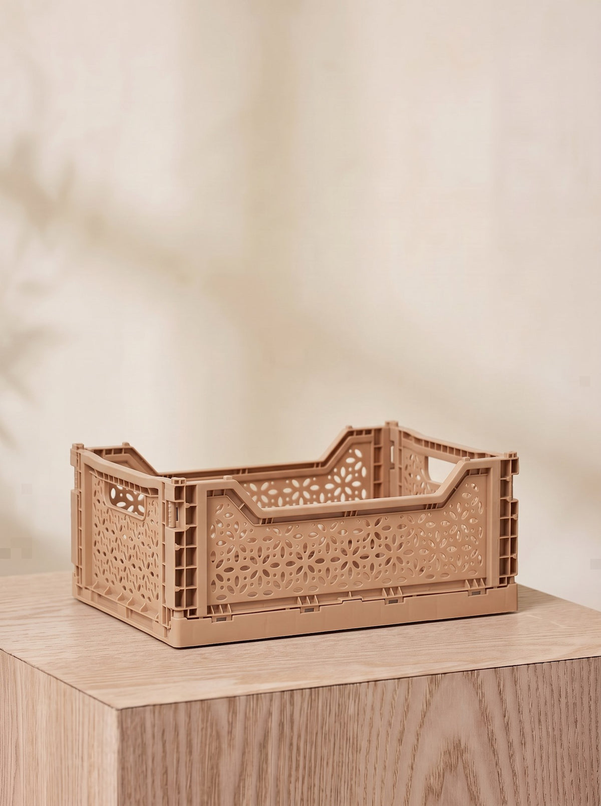 Folding crate