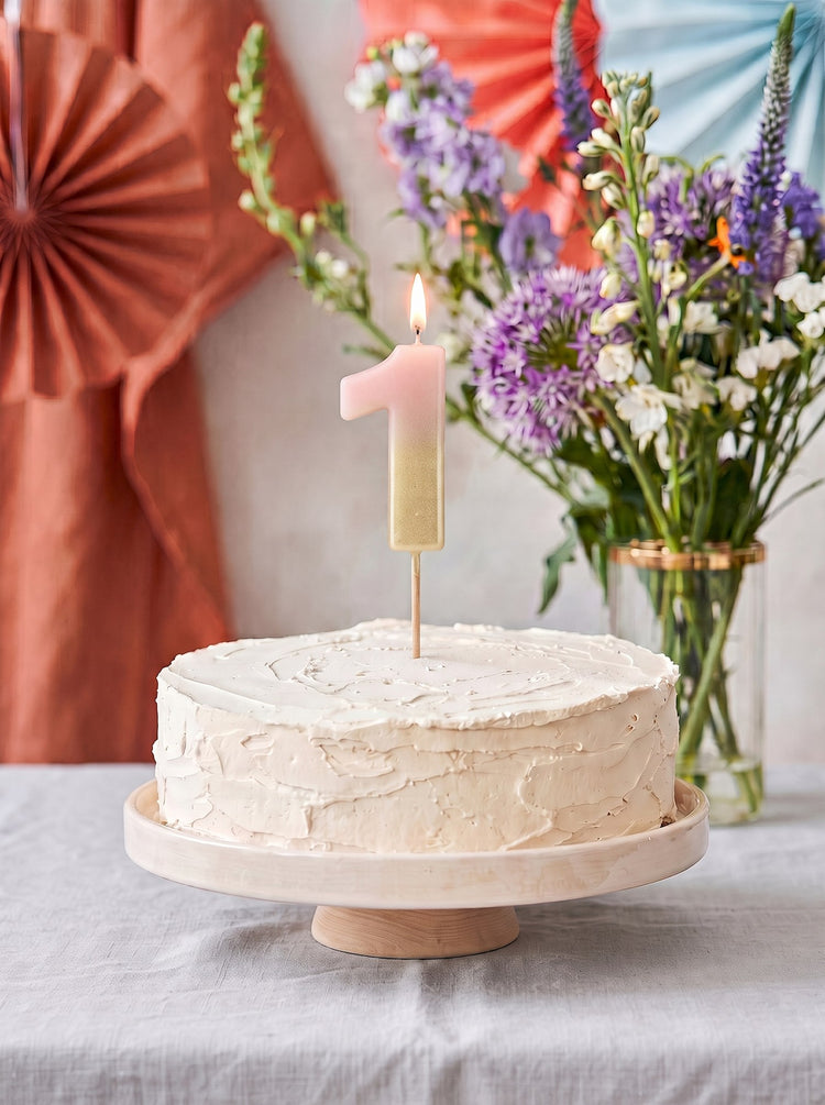 Cake candle 1