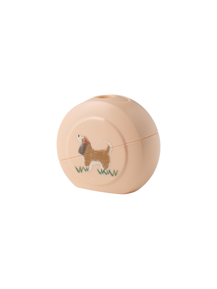 Sharpener with lid