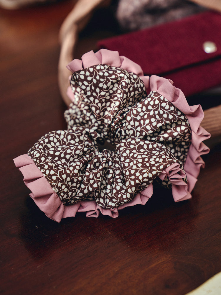 Hair scrunchie