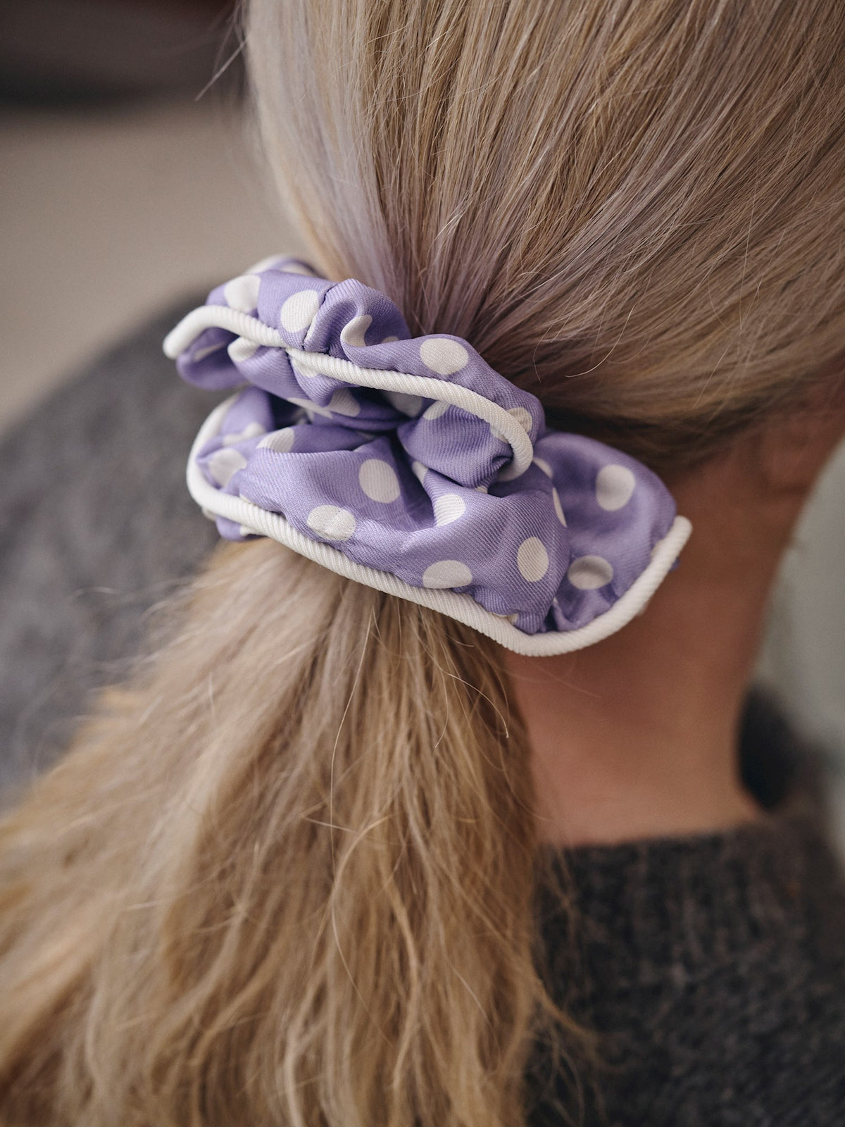 Hair scrunchie