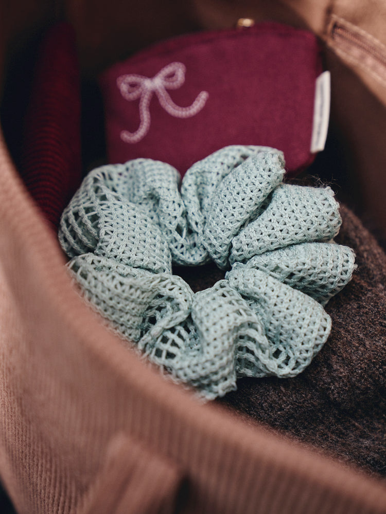 Hair scrunchie
