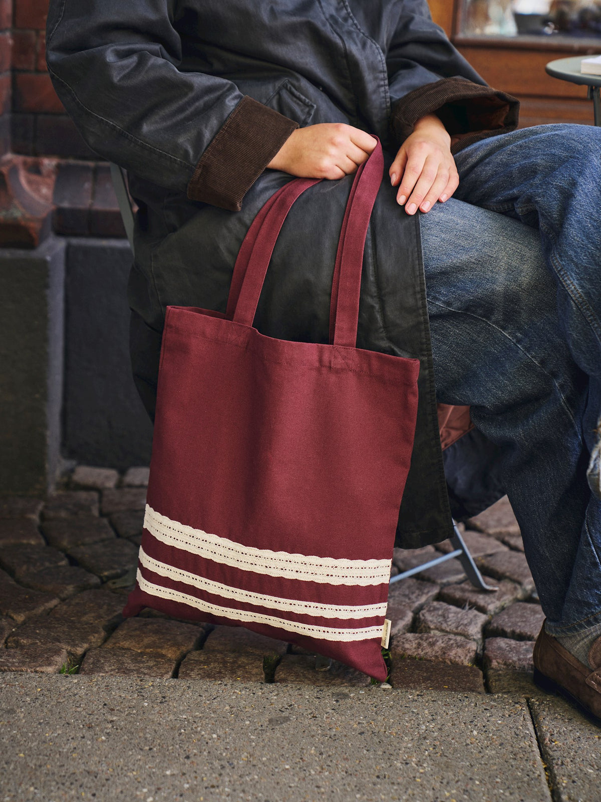 Tote bag
