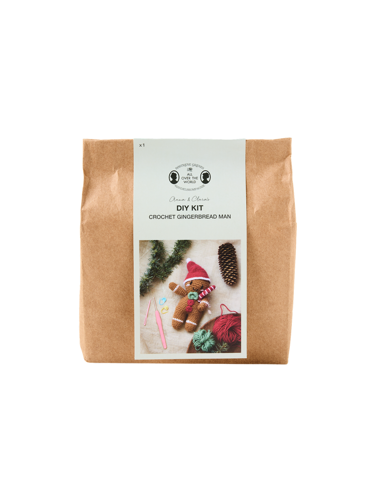 Crochet kit gingerbread