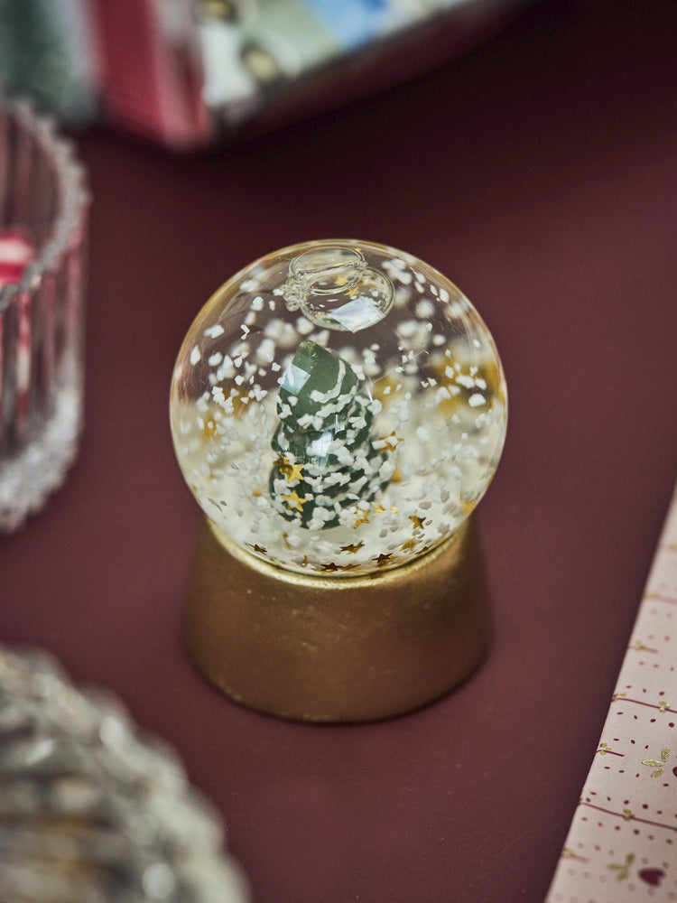 Snow globe