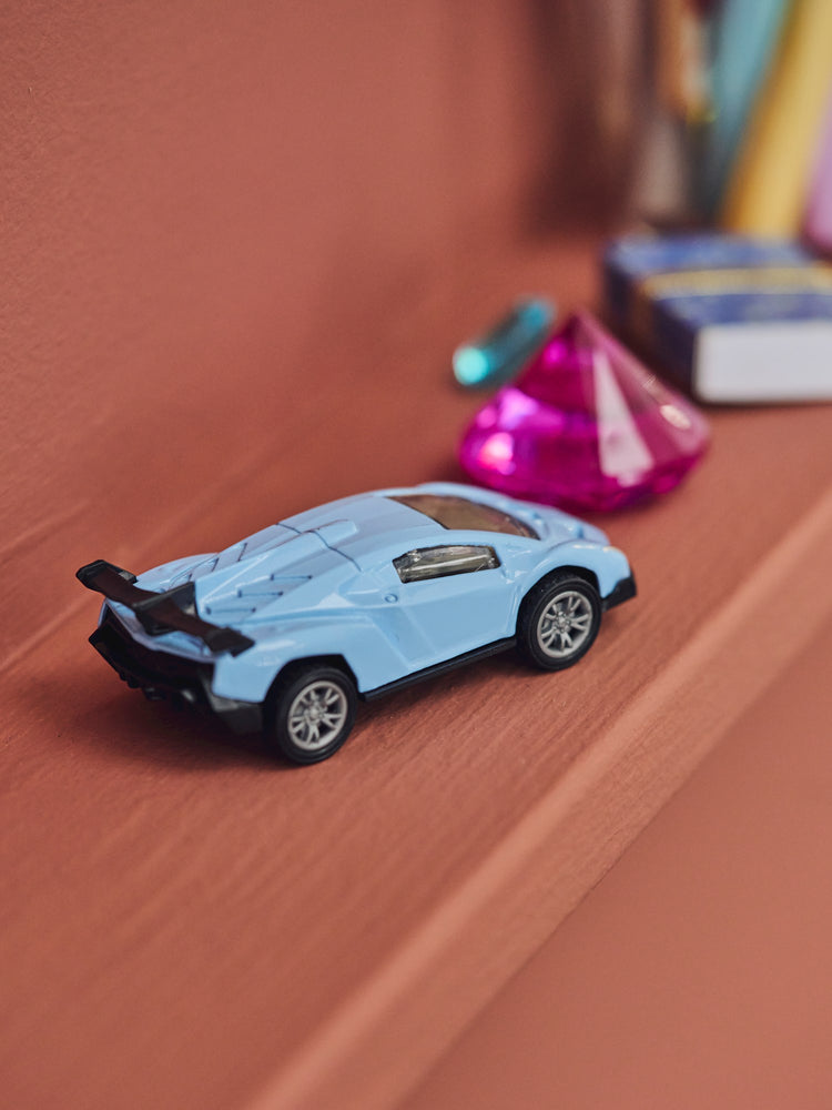 Pull-back racing car