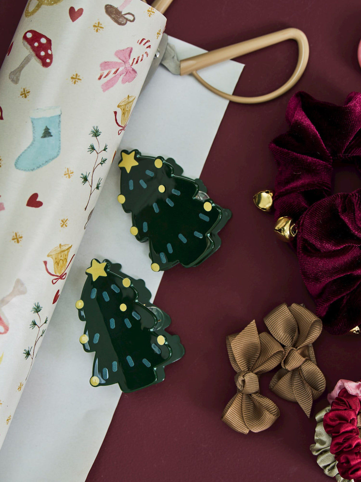 Christmas hair claw