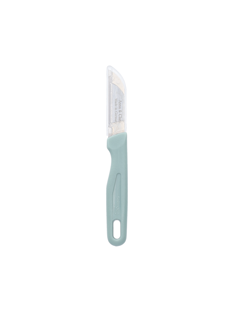 Vegetable knife with sleeve