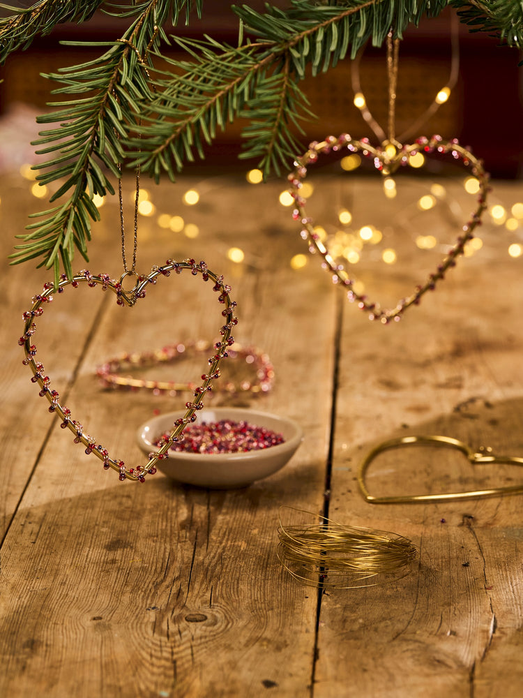 DIY kit bead hearts