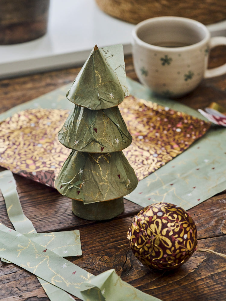 DIY papier mâché tree