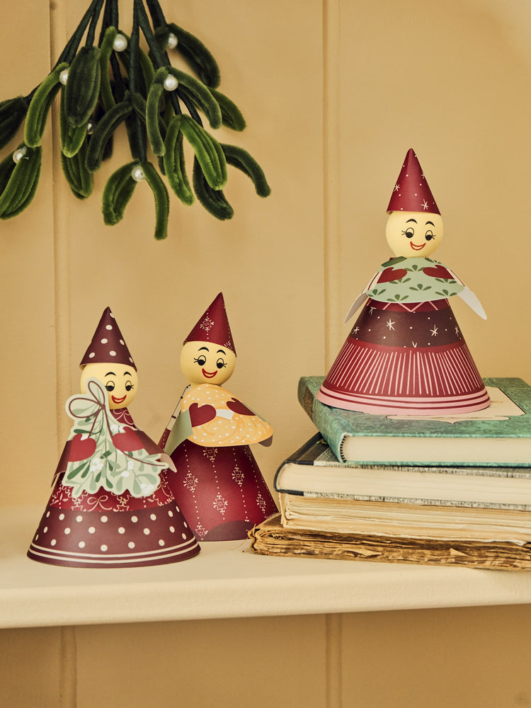 DIY paper Christmas elves