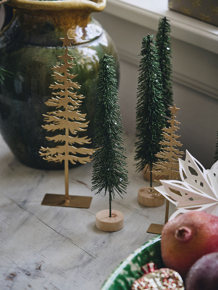 Decorative glitter tree