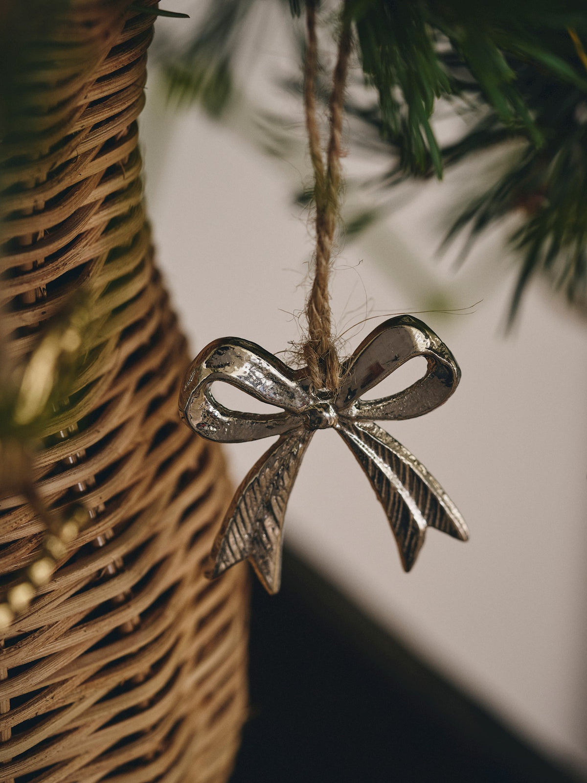 Christmas ornament bow