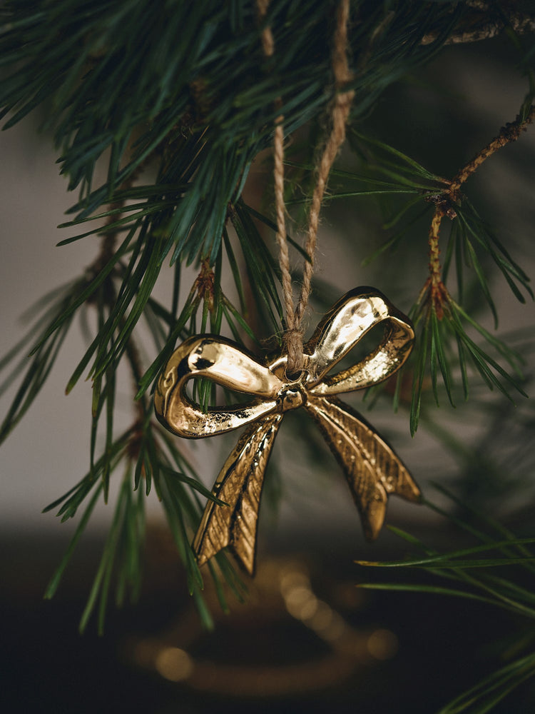 Christmas ornament bow