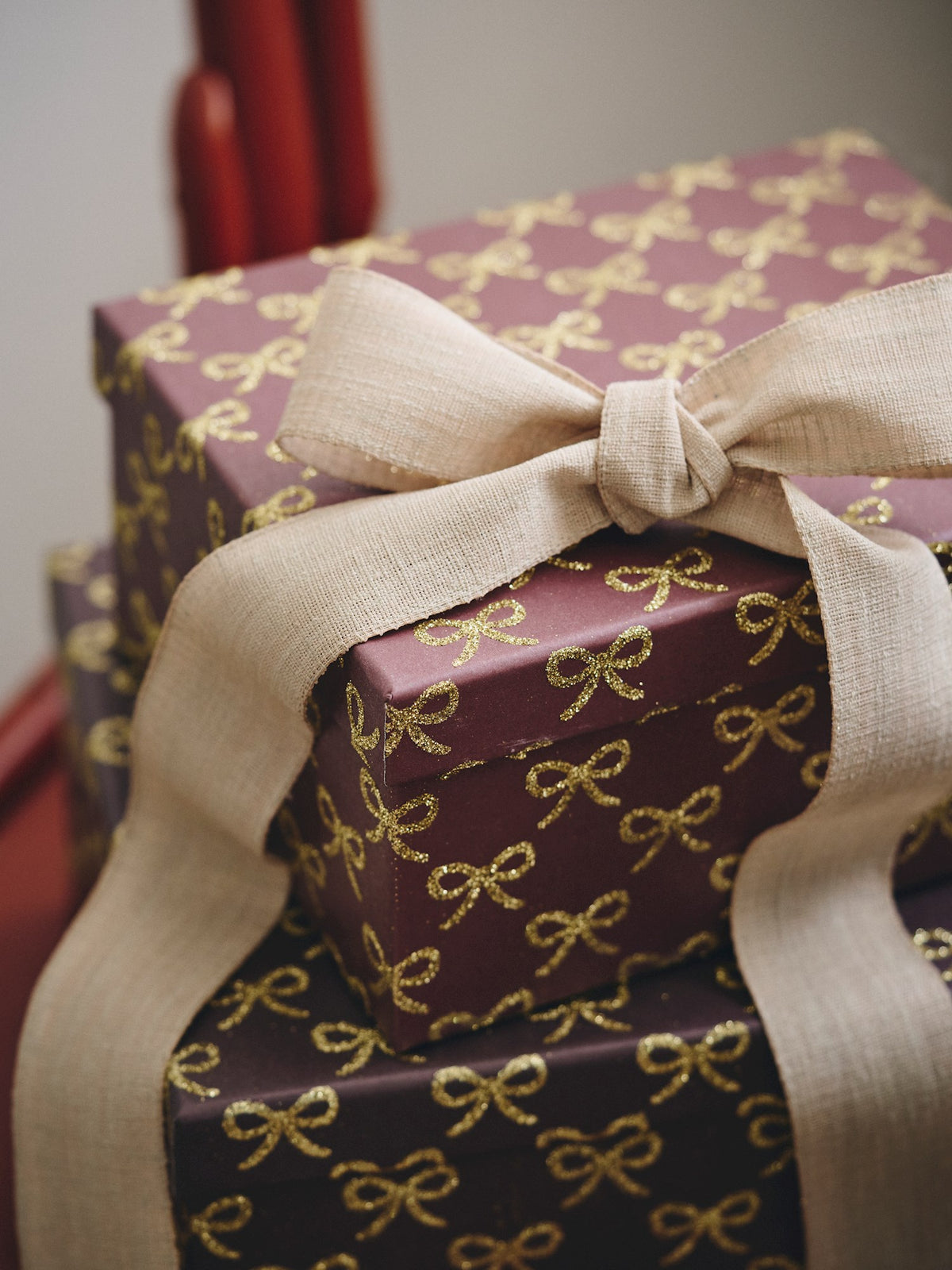 Gift box with glitter