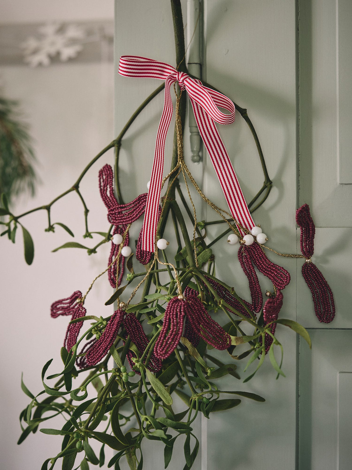 Mistletoe with beads