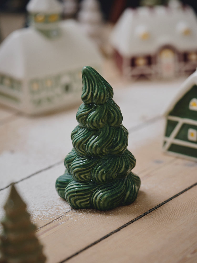 Porcelain tree