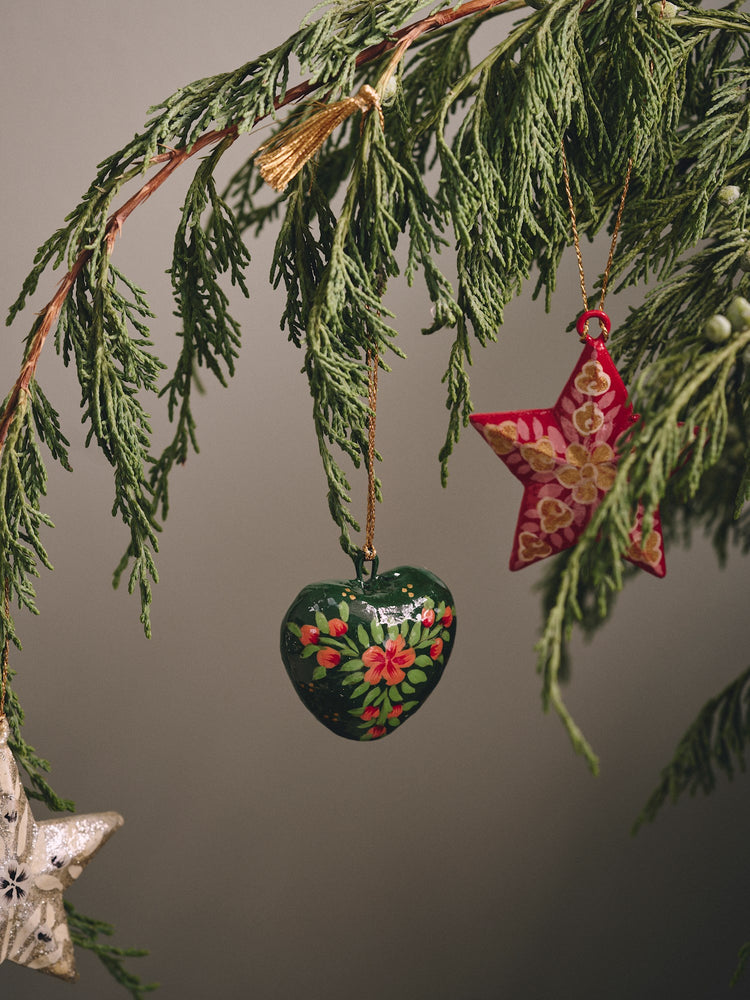 Christmas ornament heart