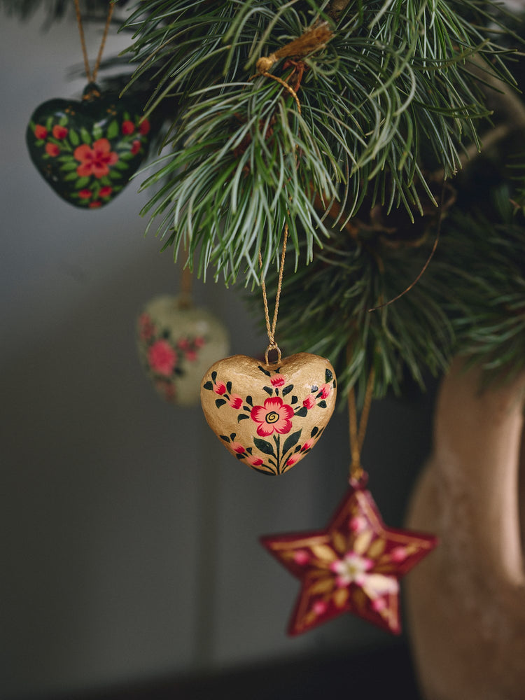 Christmas ornament heart