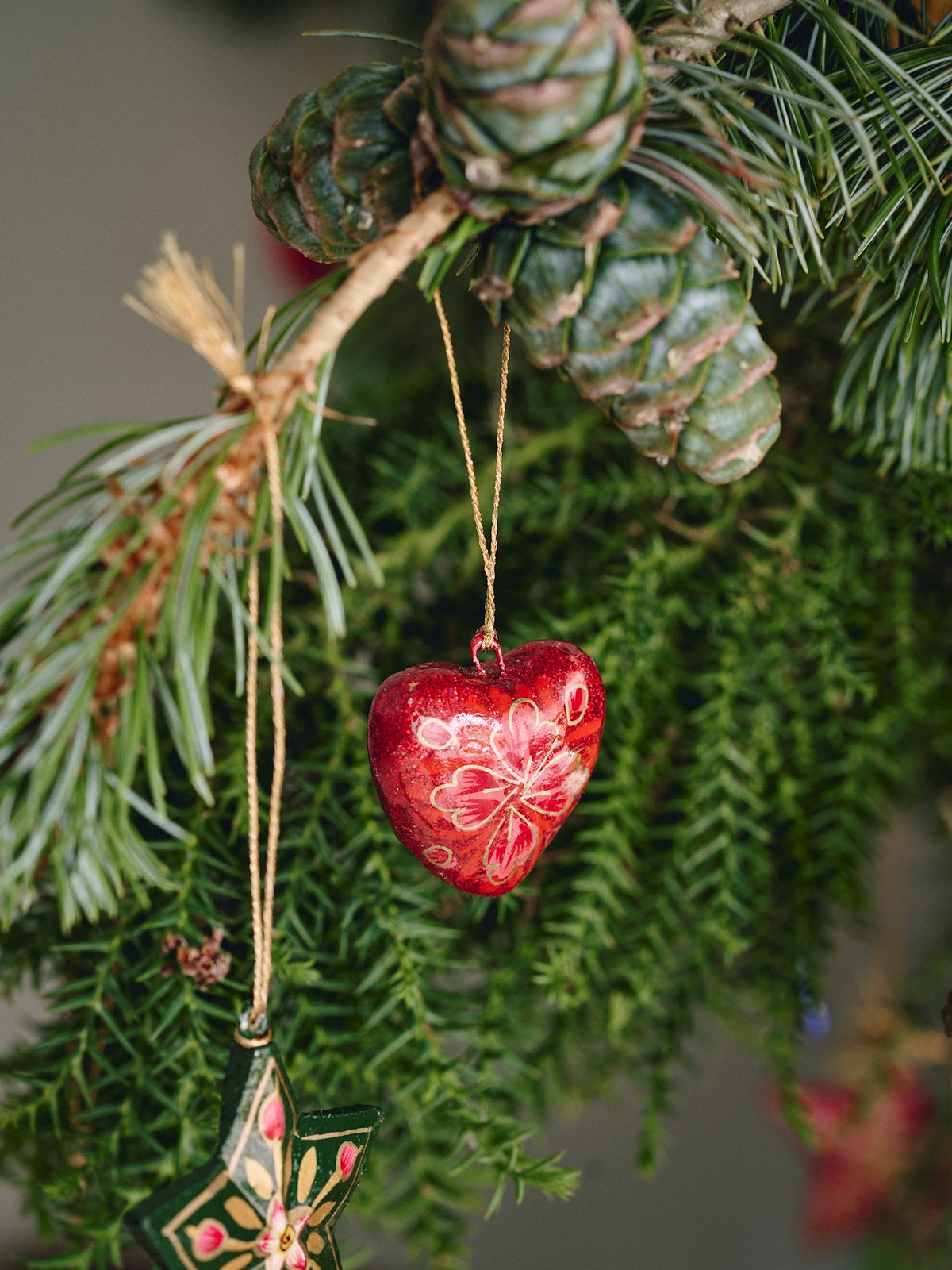 Christmas ornament heart