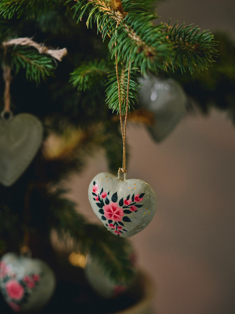 Christmas ornament heart