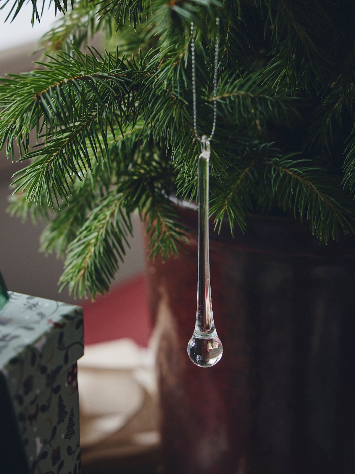 Christmas ornament icicle