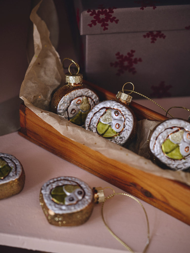 Christmas ornament sushi