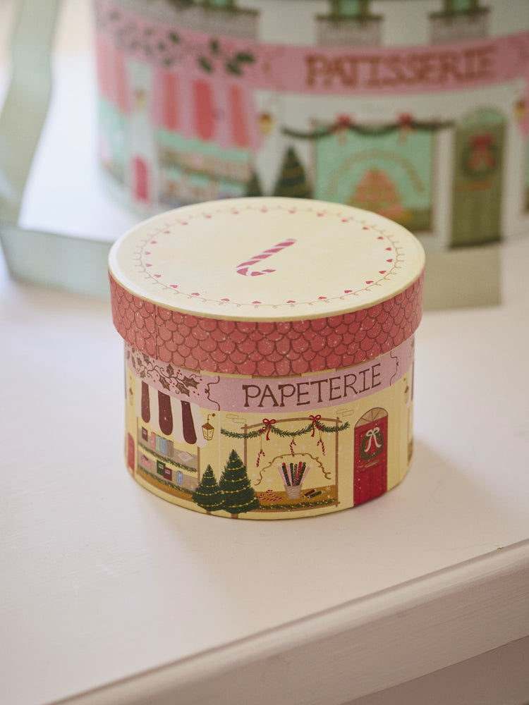 Round gift box
