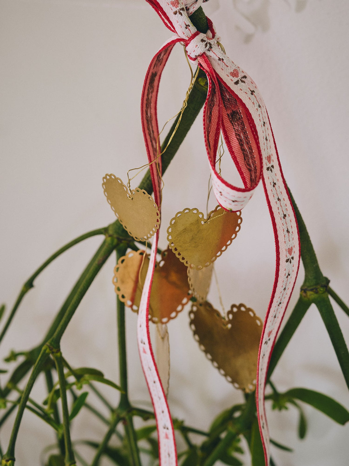 Hanging hearts