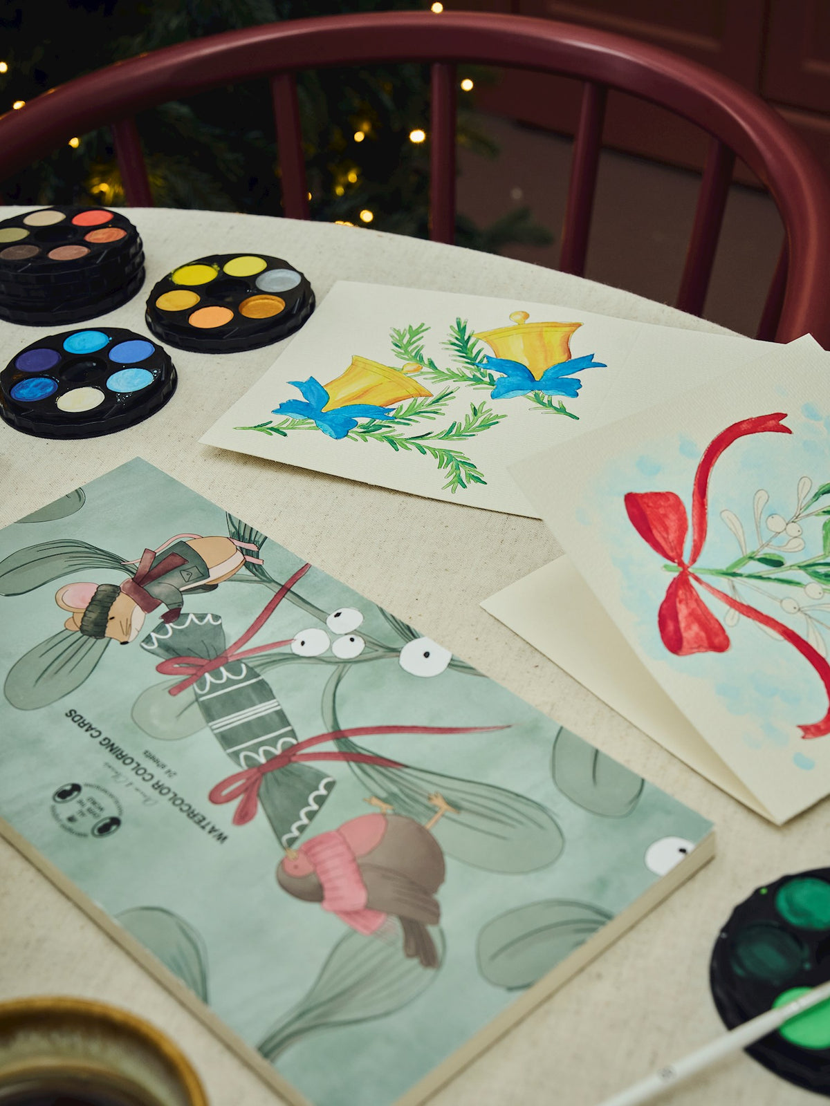Watercolour colouring cards