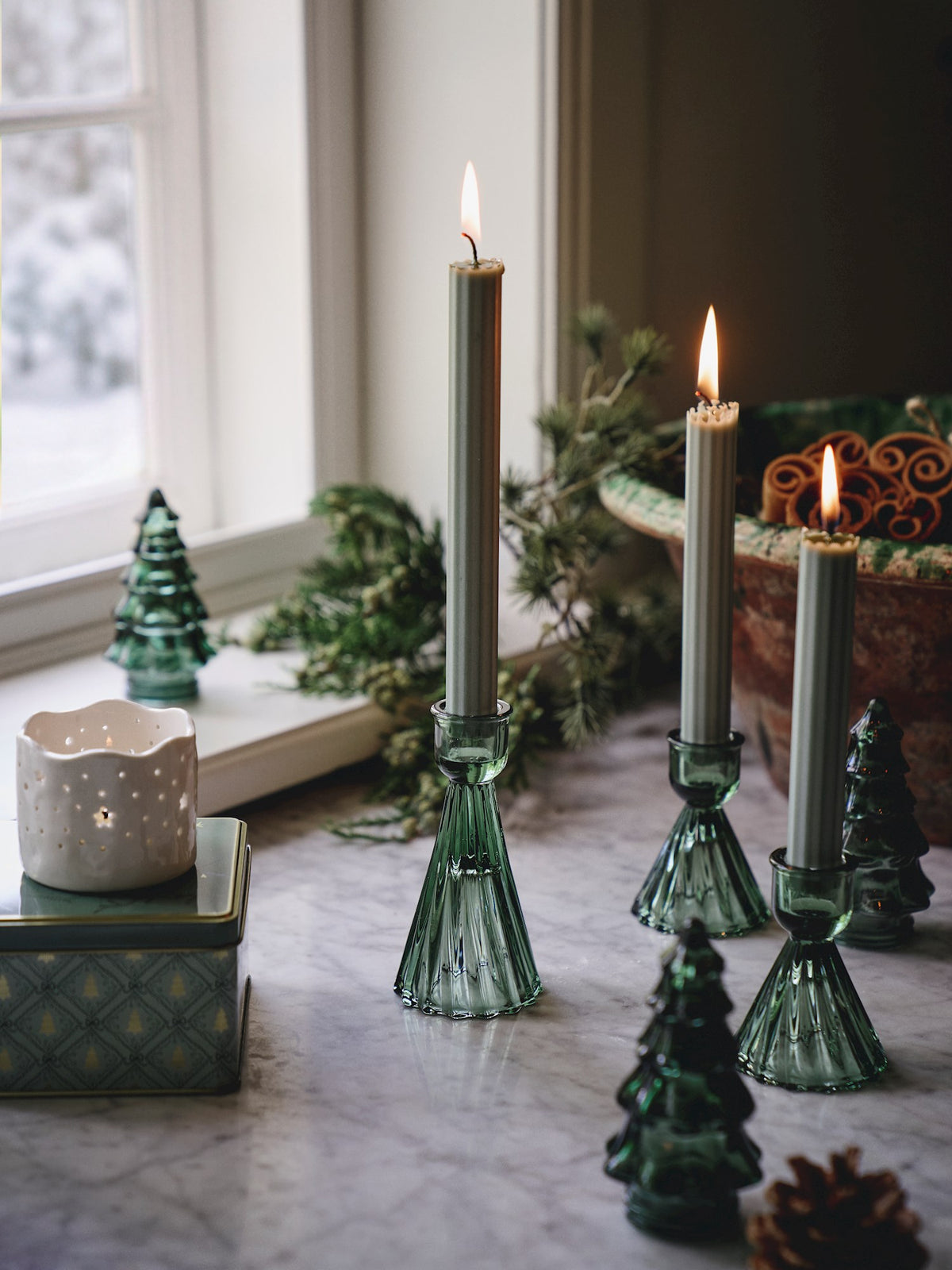 Candle holder