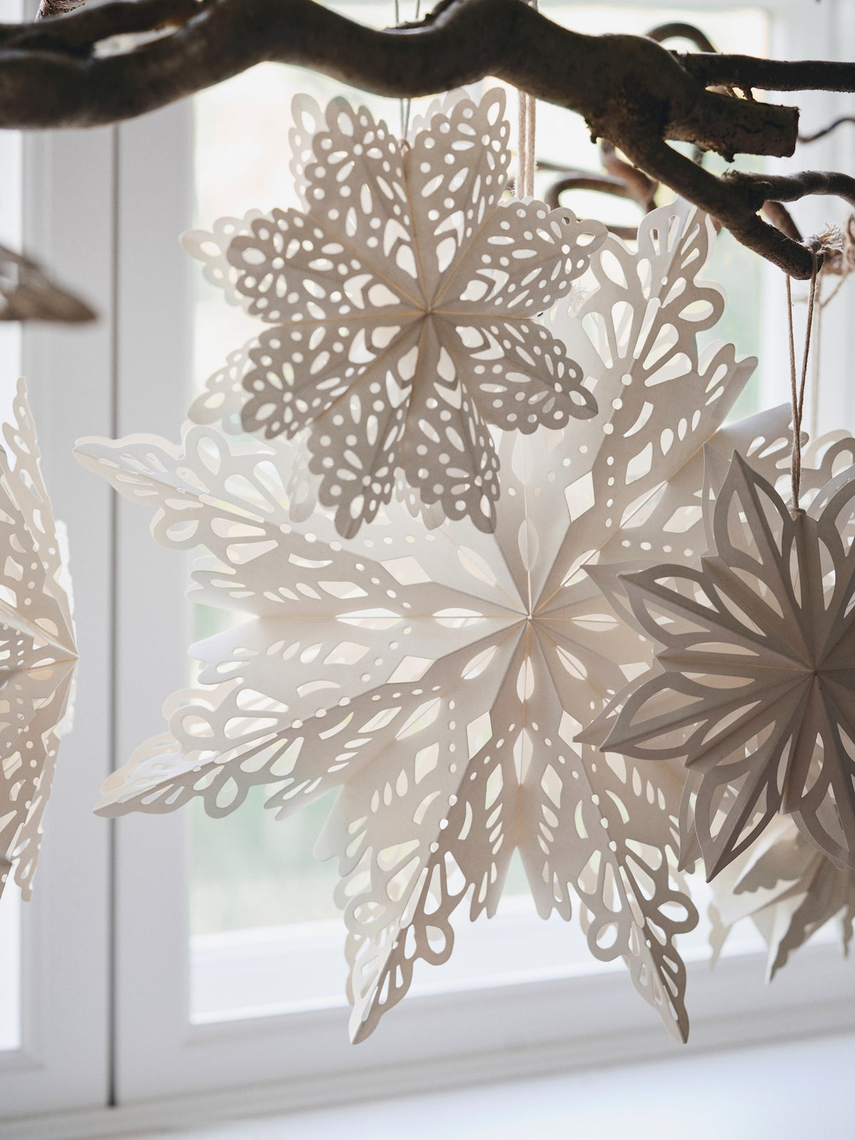 Hanging paper star