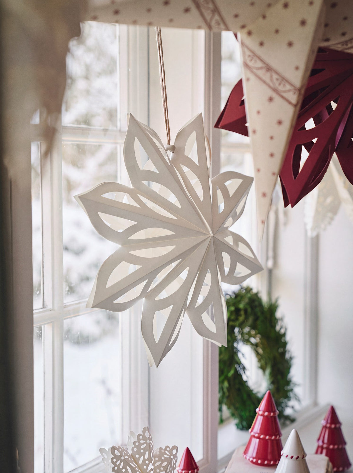 Hanging paper star