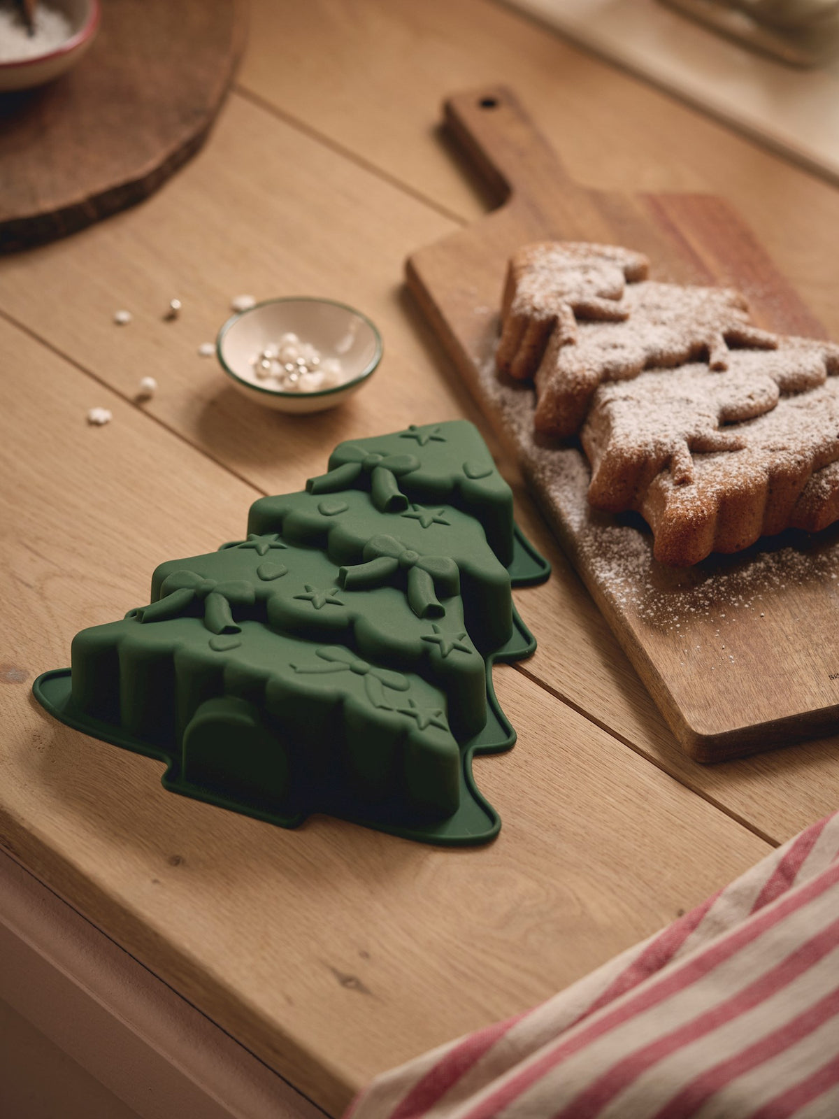 Baking mould