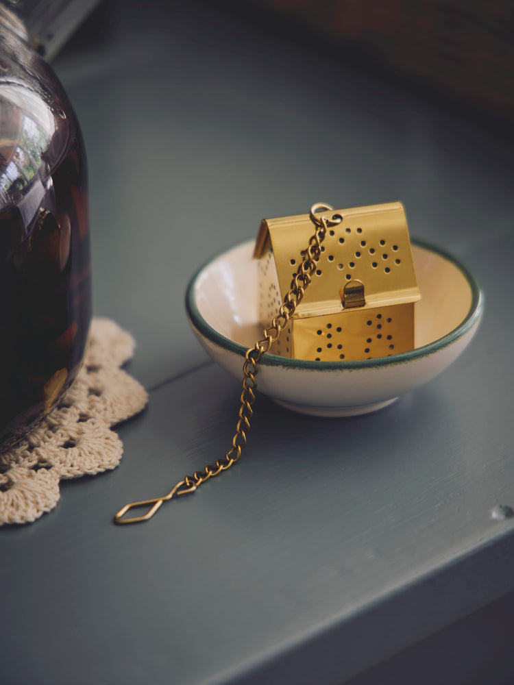Tea strainer