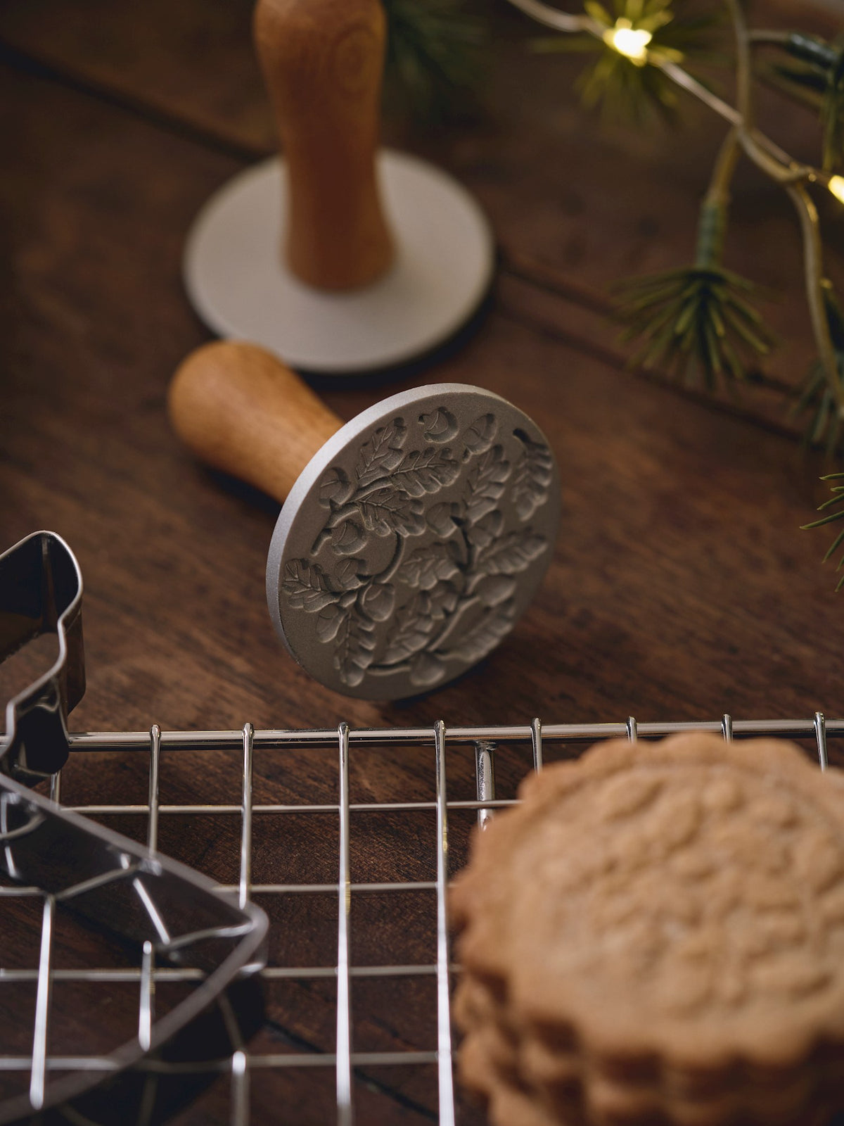 Cookie stamp leaf